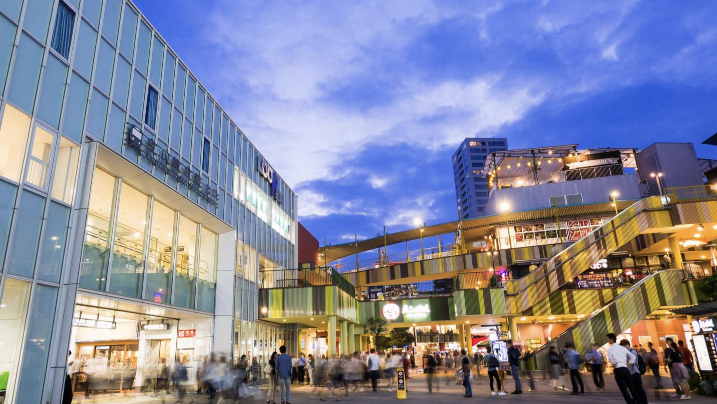 金山駅　デート