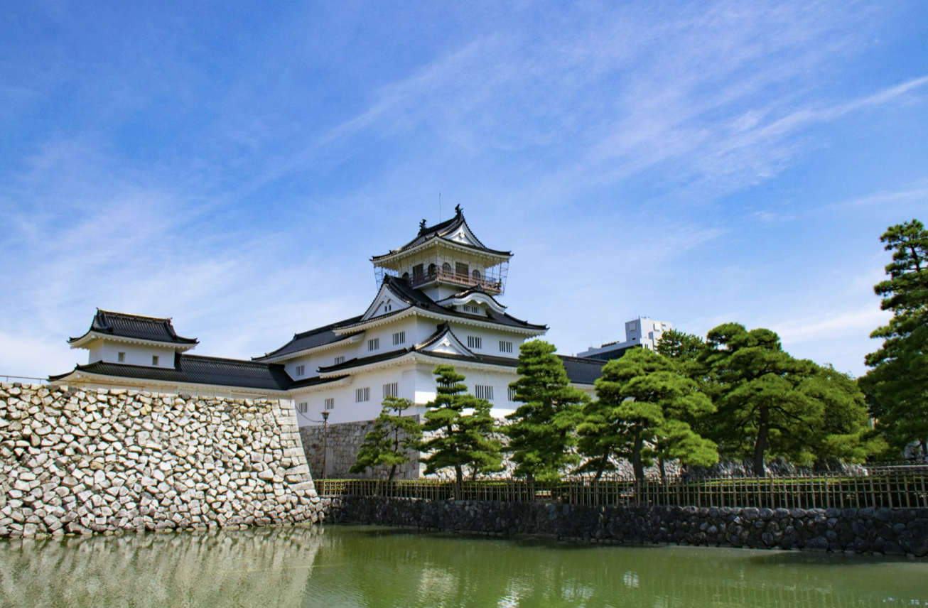 富山城址公園 観光